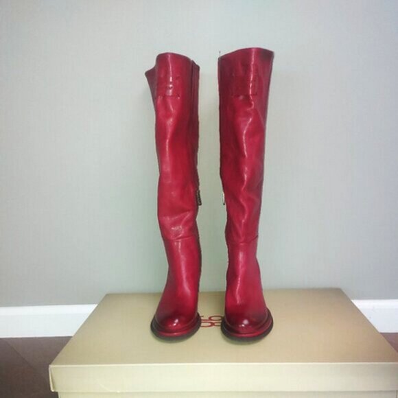 AS98  Knee High Red Italian Leather Boots - Size 38 (7.5/8 US) NWT - Picture 2 of 11